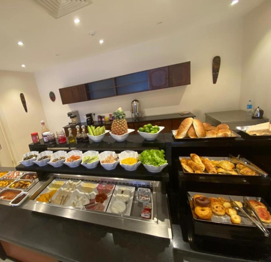 Mamba Point Hotel ฟรีทาวน์ ภายนอก รูปภาพ