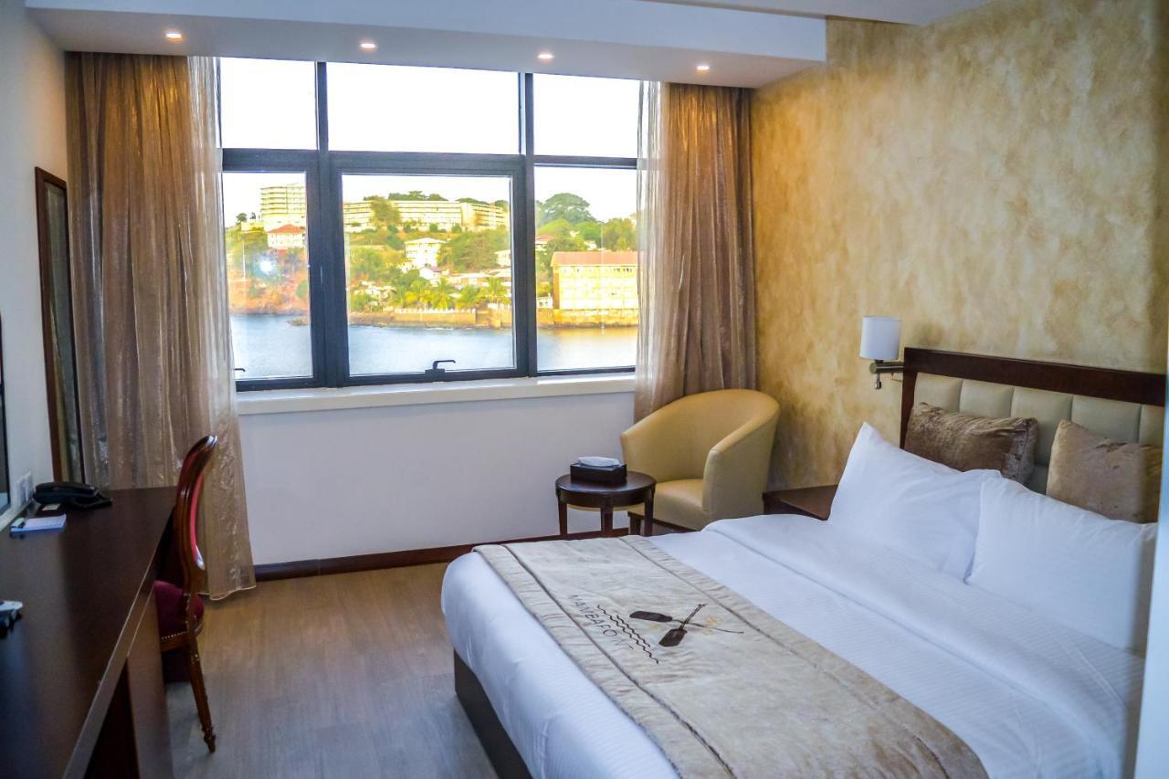 Mamba Point Hotel ฟรีทาวน์ ภายนอก รูปภาพ